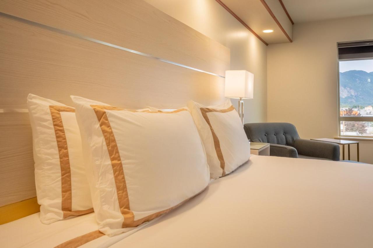 Quality Inn Sunshine Suites Terrace Eksteriør billede