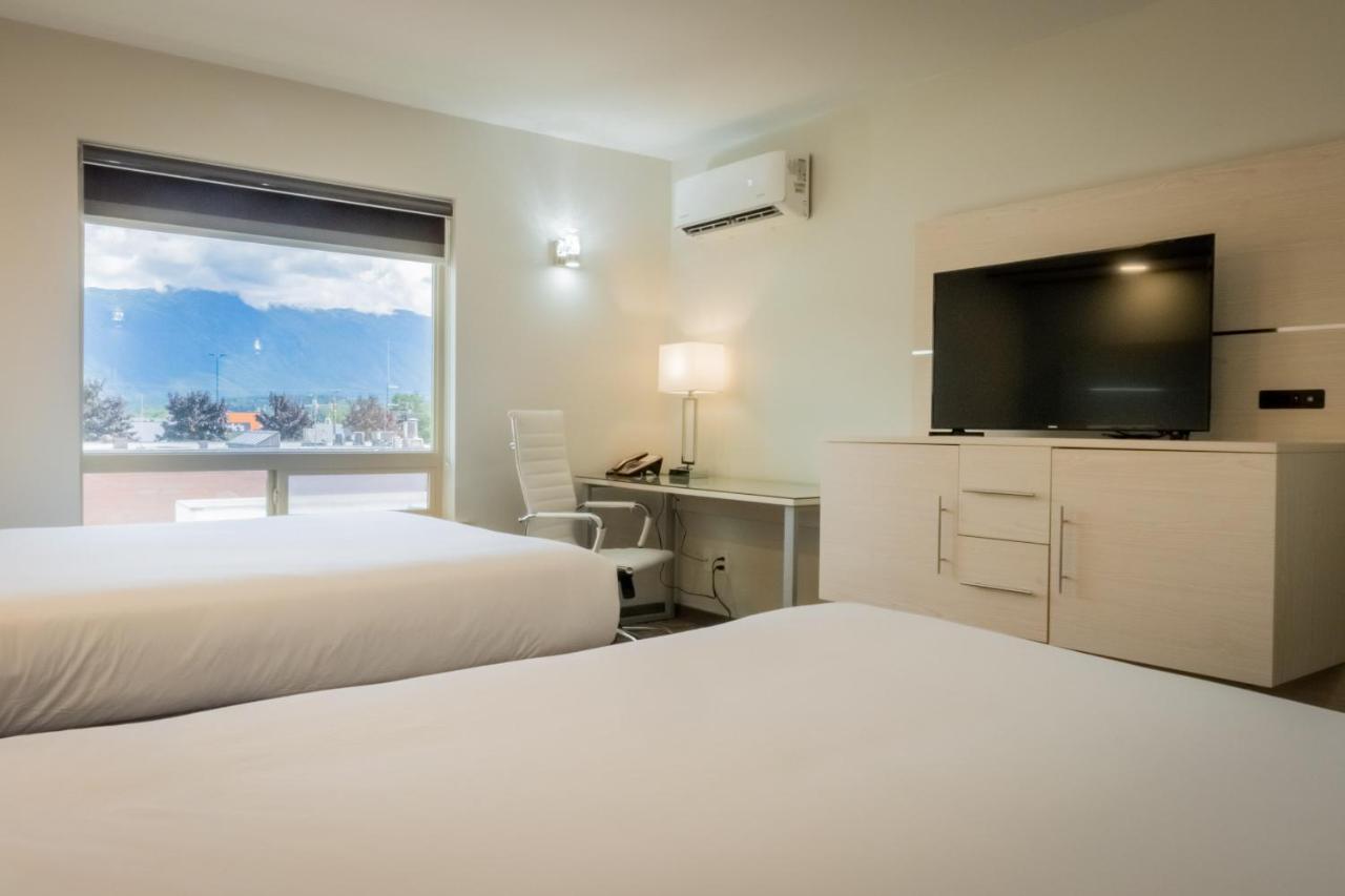 Quality Inn Sunshine Suites Terrace Eksteriør billede