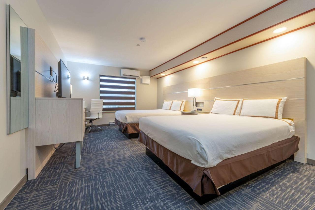 Quality Inn Sunshine Suites Terrace Eksteriør billede